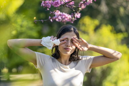 Borítókép: Allergia, ekcéma, emésztőrendszeri panaszok: a bélfóra egyensúlyának felborulása és a máj túlterheltsége is aktiválhatja őket!