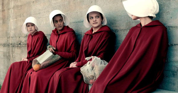 Borítókép: Akkor és most: Így változtak a Szolgálólány meséjének színészei az első évad óta - FOTÓK