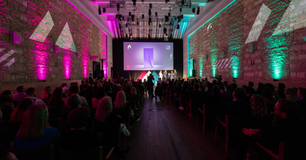 Borítókép: Kiemelkedő magyar teljesítmények, alkotók és alkotások - Highlights of Hungary 2025