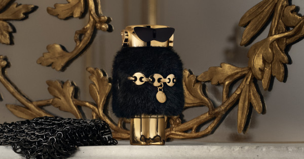 Borítókép: A párizsi kifutók felemelő illata