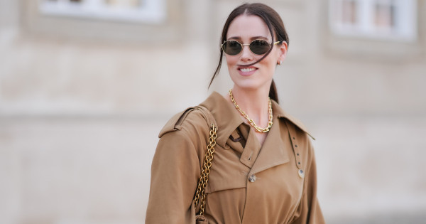 Borítókép: 10 tavaszi alapdarab, amit minden 30 feletti nőnek birtokolnia kell 