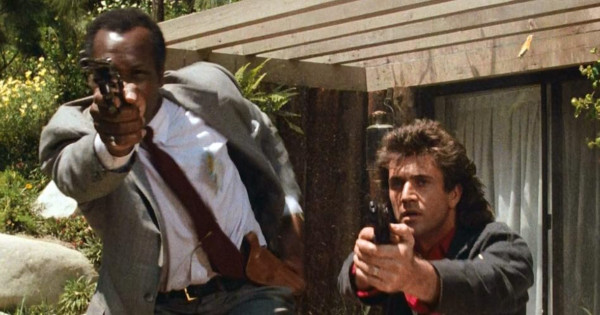 Borítókép: Te hallottál már ezekről? Meglepő érdekességek a Halálos fegyverről, amiről csak a legnagyobb rajongók tudnak