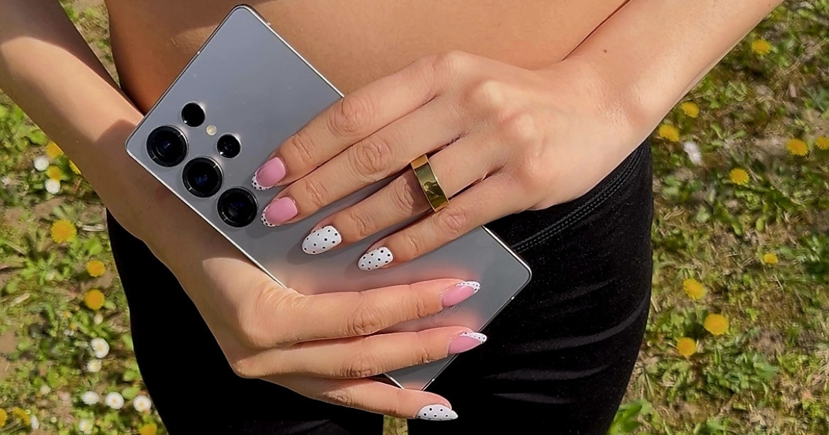 Borítókép: High-Tech/High-Style? Egy hét a Samsung Galaxy Ringgel és a Galaxy S25 Ultrával - TESZT