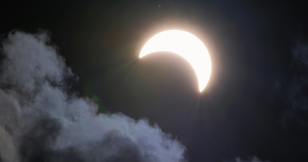 Borítókép: 3 csillagjegy, akinek hatalmas változást vesz az élete még áprilisban - nekik kész áldás lesz a Bika újhold!