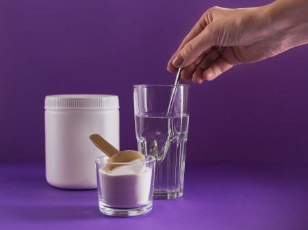 Borítókép: Tényleg ennyire fontos a kollagén, és ha igen, mit érdemes tudni róla? Kollagén-kisokos Petneházy Nóra közreműködésével