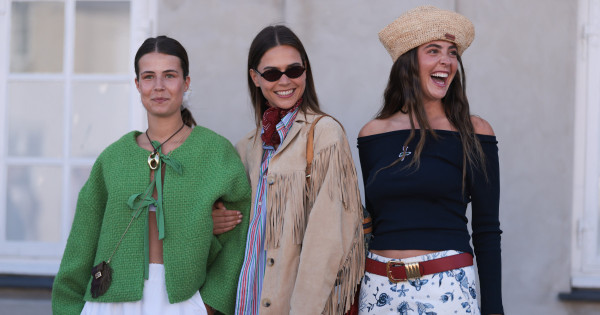 Borítókép: Májusi outfitlista: 10 szett, amit minden stílusos nő visel a hónapban