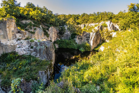 Borítókép: Élvezd ki a jó időt az utolsó cseppig: programok májusra és a nyárra