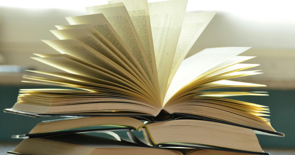 Borítókép: 7 önfejlesztő könyv, amit minden sikerre vágyó embernek el kell olvasnia