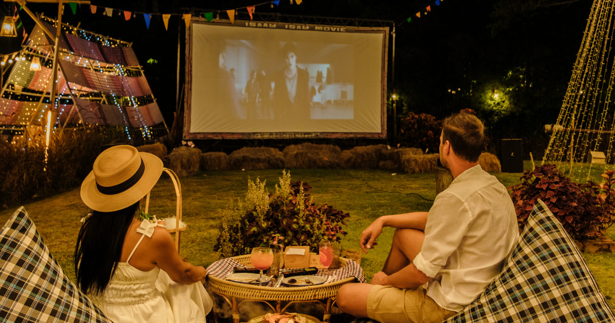 Borítókép: 10 film és sorozat a Netflixen, ami megalapozza a nyári hangulatodat