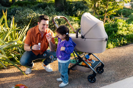 Borítókép: Aer2 - A Joolz bemutatja ikonikus babakocsijának új generációját! 