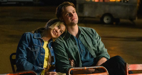 Borítókép: Sok nőnek ez az időszak hozza el legszebb éveket! 9 önbizalom-növelő tipp, ha 50 év felett ugrasz fejest a randizásba