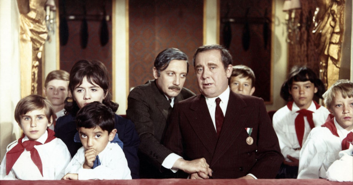 Borítókép: Kvíz: 10 ikonikus magyar filmes idézet, amit mindenkinek ismernie kellene - te tudod, melyik hazai alkotásban hangzottak el?