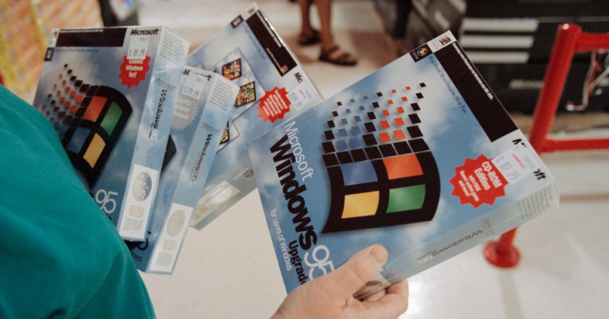 Windows 95 dobozosan egy kézben