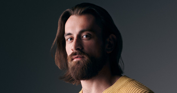 Borítókép: „Rém kellemetlen volt” - Kádár L. Gellért elárulta, mi okozta számára a legnagyobb kihívást a Hunyadi sorozat forgatása alatt