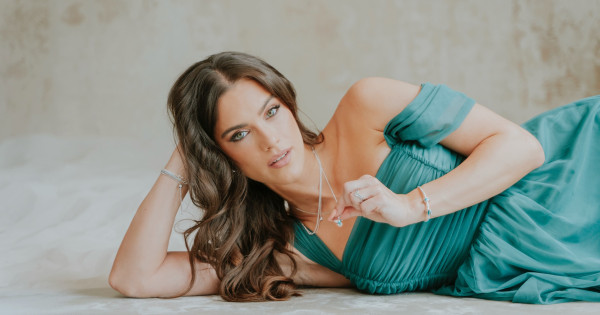 Borítókép: Egyedi stílus és történetek bújnak a Pandora charmok mögött