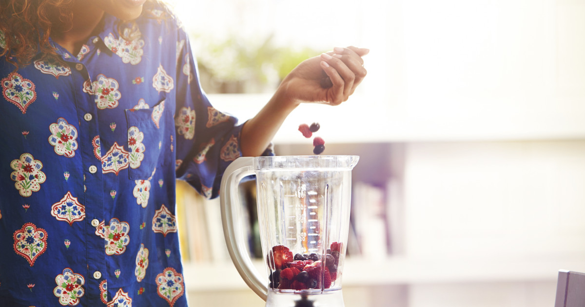 Borítókép: Nem fogy a gyümölcs otthon? Varázsolj smoothiet belőle!