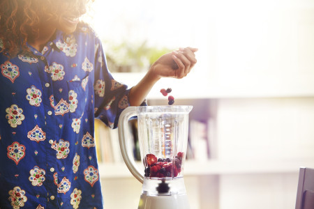 Borítókép: Nem fogy a gyümölcs otthon? Varázsolj smoothiet belőle!