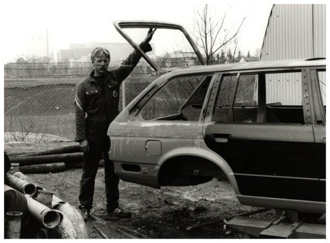 Max Reisböck a saját készítésű E30 kombijával