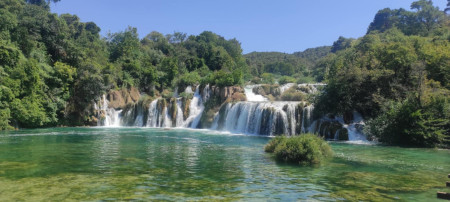 Borítókép: Kabócák és hullámzó tengerpartok: kisgyerekkel nyaraltunk Horvátországban