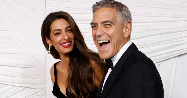Borítókép: Clooney-ék legféltettebb titka: Nézd meg, milyen a mesebeli luxusotthon, ahol Amal és George az ikreket neveli!