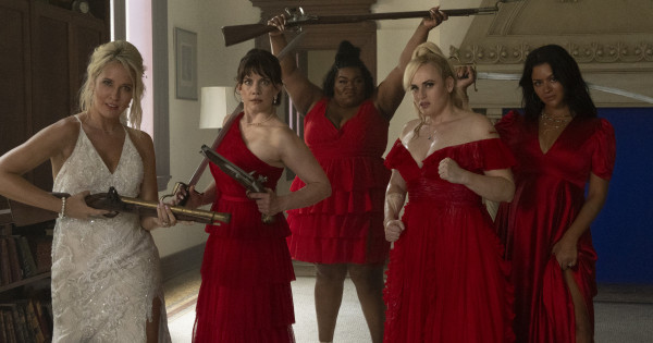 Viszlát, kövér lány, Rebel Wilson többé nem kér a sztereotipizált szerepekből: a Násznaposok filmben poénjai talán maradtak, de ő már nem a régi
