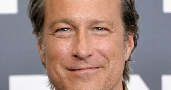 Borítókép: Akivel Carrie helyett Aidan tényleg révbe ért!  Ez a gyönyörű nő John Corbett neje - FOTÓK