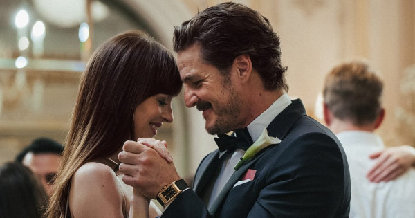 Borítókép: Pedro Pascal után mindenki ezt akarja: az alacsony férfiak 250 000 dollárt fizetnek 7 centiért - tényleg megéri?