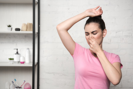 Borítókép: 10 higiénés baki, amitől rossz szagod lesz – és észre sem veszed