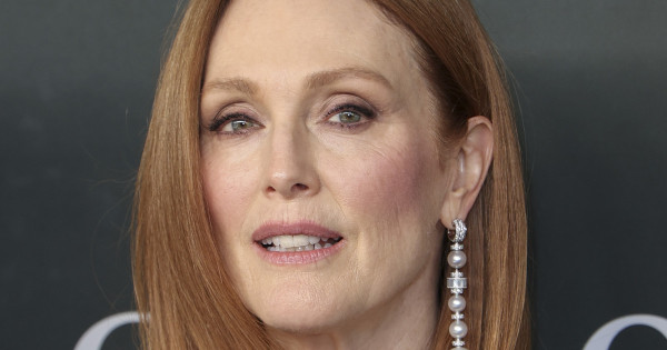 Borítókép: Éveket fiatalít az arcon! 7 lob frizura 40 feletti nőknek, aminél nincs előnyösebb és kevés karbantartást igényel