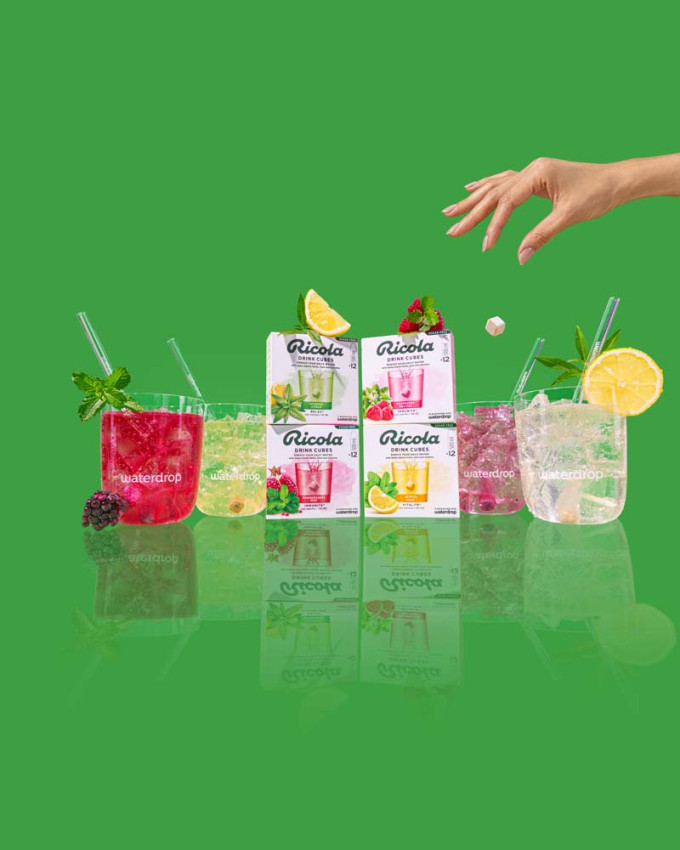 A Ricola és waterdrop® közös kollekciójának kockái szinte alig foglalnak helyet a táskádban, viszont felfrissítenek kirándulás közben!