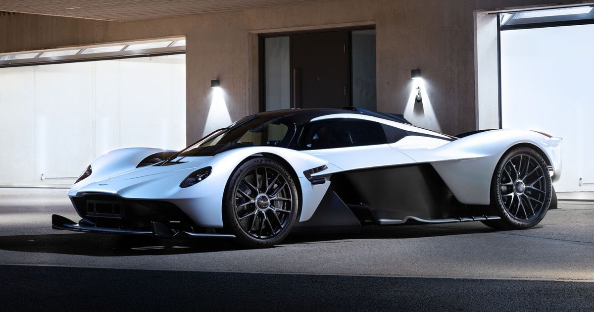 Daniel Ricciardo Aston Martin Valkyrie-je