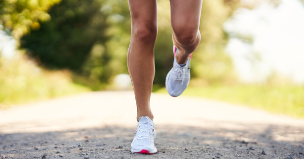 Borítókép: Ez a 30 perces edzés tízszer hatékonyabb, mint napi 10 000 lépés - a japán nők 20 éve rajonganak ezért a módszerért!