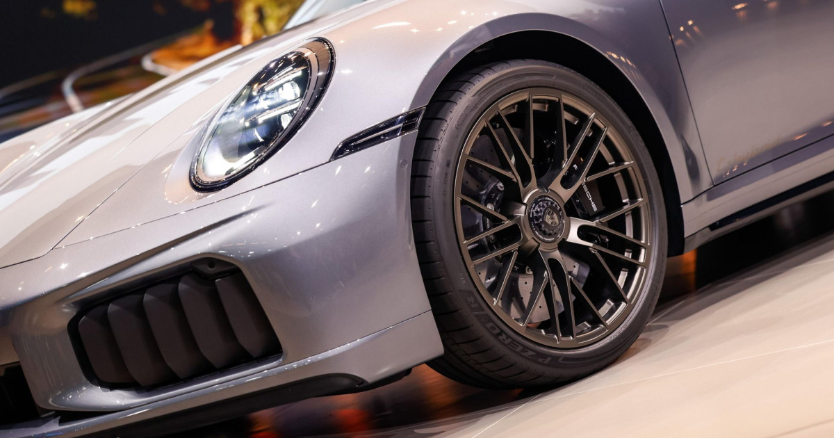 Porsche 911 Turbo S - 2025.