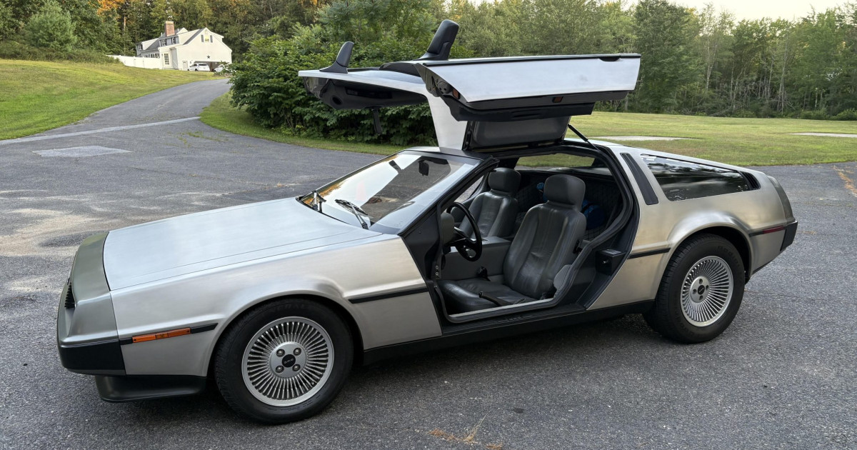 DeLorean DMC-12 turbóval és nitróval