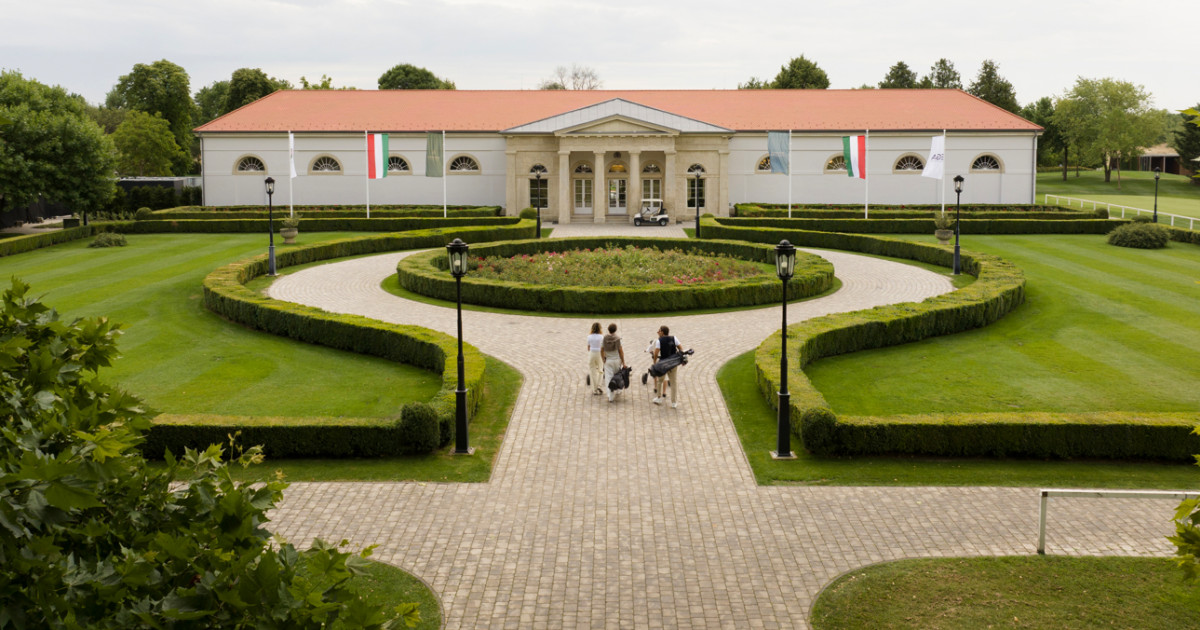 Megnyitott a BOTANIQ Máriavölgyi Golf Klub