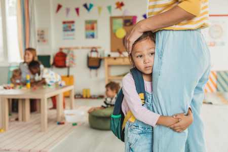 Borítókép: Nem akar oviba menni? Gyakorlati tanácsok a zökkenőmentes(ebb) beszoktatáshoz