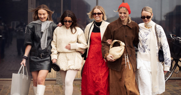 Borítókép: Szezonális stílushoroszkóp: Íme a tökéletes őszi ruhadarab, ami kötelező a gardróbodba a csillagjegyed szerint