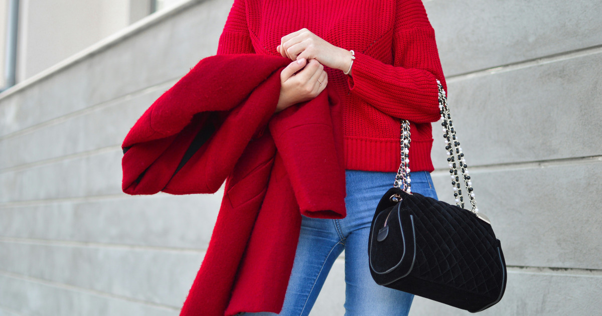 Borítókép: Őszi gardróbfrissítés: 10 ruhadarab, amit 45 felett is bátran viselhetsz