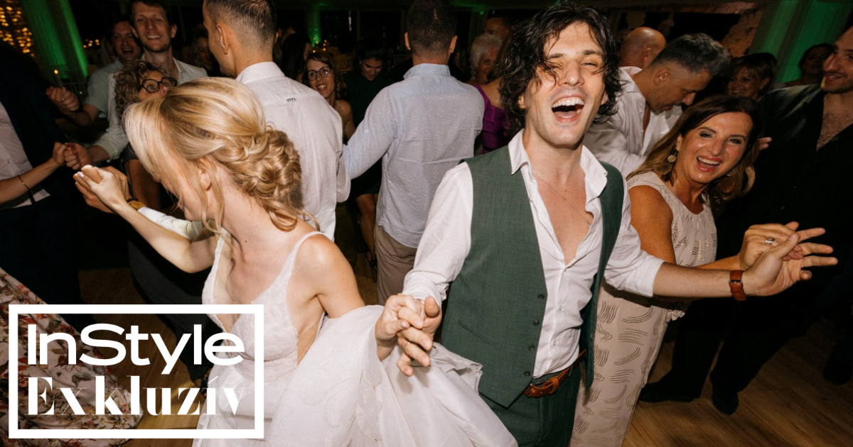 Borítókép: Még több esküvői fotó Ember Márk és Havasi Virág nagy napjáról - a lagzin fergeteges hangulatban bulizott a filmes szakma krémje!