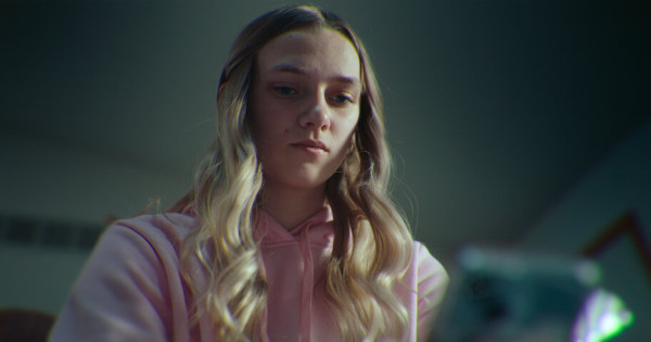 Borítókép: 10 tanulságos film és sorozat a streaming oldalakon, ha tetszett az Ismeretlen szám: Középiskolai botrány