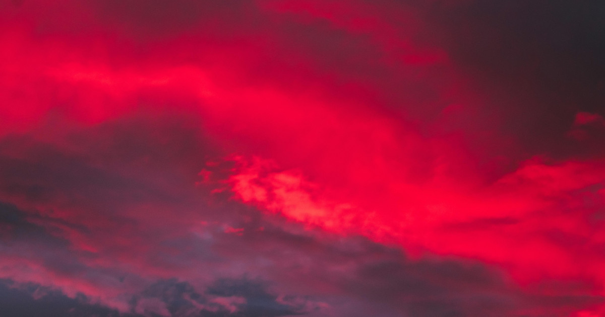 Borítókép: 4 csillagjegy, akinél igazán boldog korszak köszönt be a szeptember 21-i napfogyatkozás után