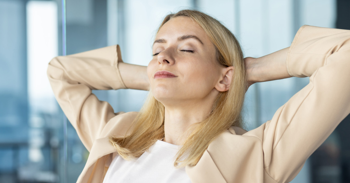 Borítókép: Feszült vagy? Ezzel a 8 gyors stresszoldó gyakorlattal pillanatok alatt ellazulhatsz