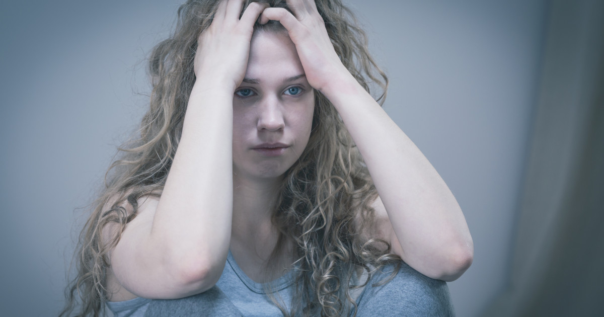 Borítókép: Merjünk beszélni az öngyilkosságról és konkrétan rákérdezni: interjú dr. Sárosi Andreával