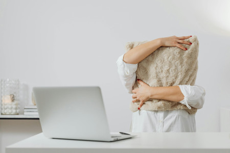 Borítókép: A dopamin diktatúrája: miért nem tudunk többé lelassulni és élvezni az élet szépségét?