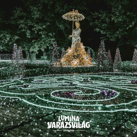 Borítókép: Nyitnak a fényparkok: mutatjuk, hol várnak idén kivilágított csodákkal