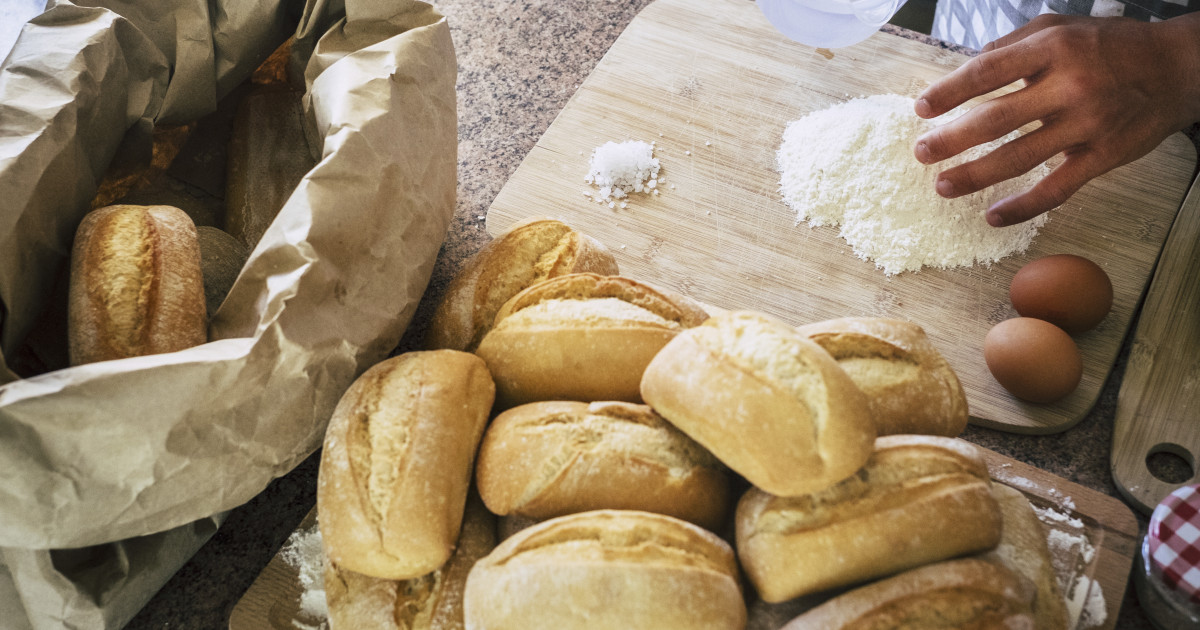 Házi készítésű zsemle buci.