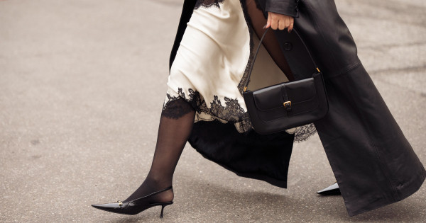 Borítókép: 4 ruha, ami már nem lesz divatos 2025 őszén - mutatjuk, mik jönnek helyettük!