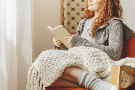 Borítókép: 10 könyv, ami segít rendbe tenni életedet, hogy 2026-ot már jobb formában kezdd testileg és lelkileg is!