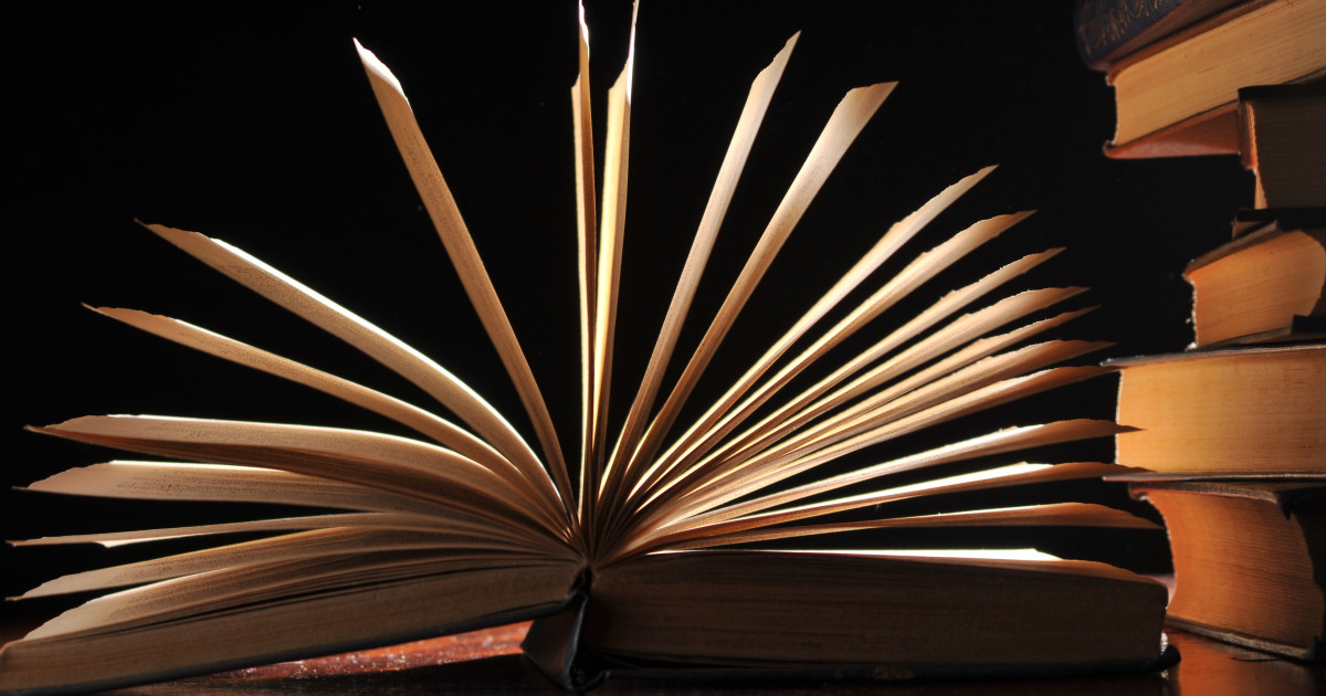 Borítókép: 5 könyv, ami nem hagy nyugodni: bűn, lélek és sötét titkok az őszi estékre