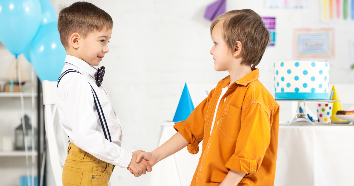 Borítókép: 8 illemszabály, amire már óvodás korban érdemes megtanítani a gyerekeket